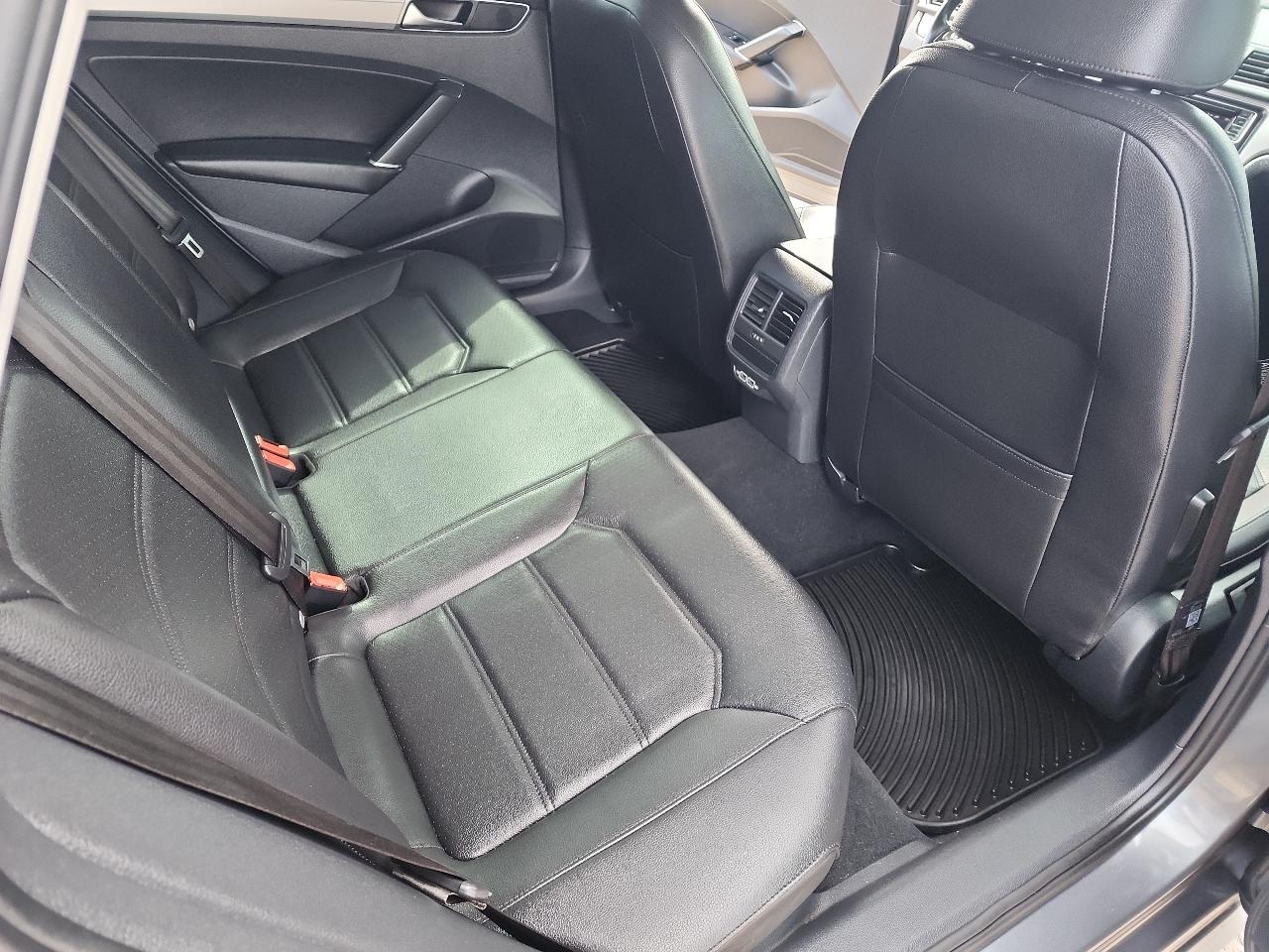 Volkswagen Passat 2.0T Wolfsburg Edition Auto 2019