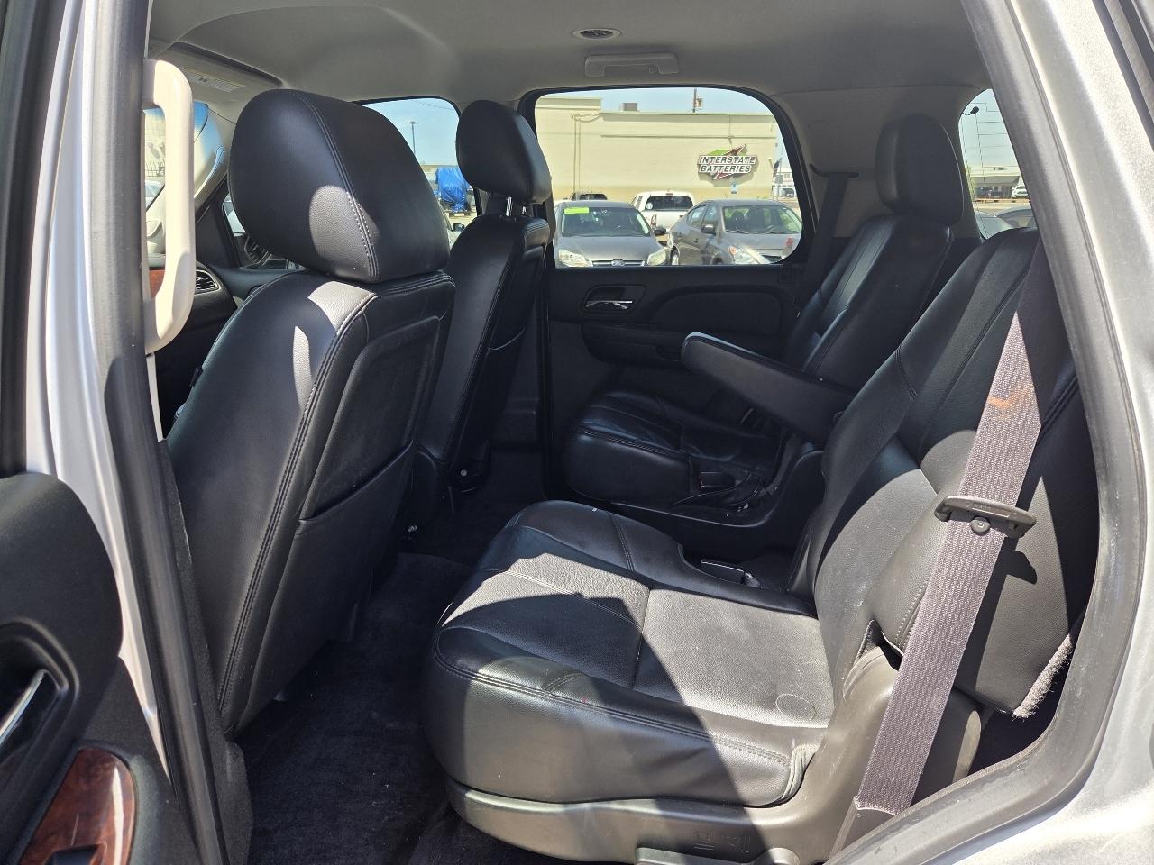 Chevrolet Tahoe 2WD 4dr LT 2014