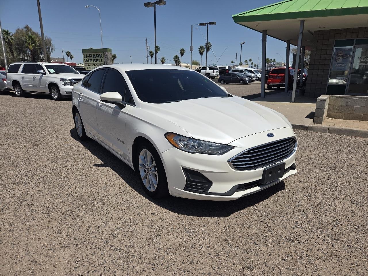 Ford Fusion Hybrid SE FWD 2019