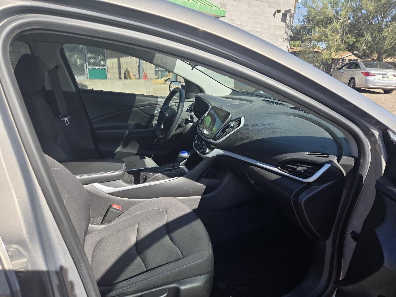 Chevrolet Volt 5dr HB LT 2017