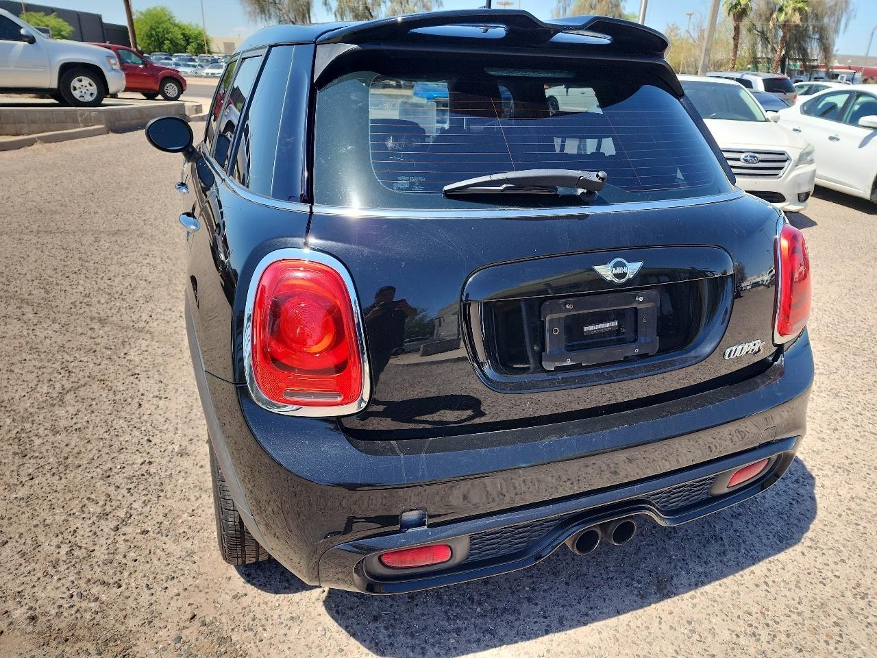 MINI Cooper Hardtop 4 Door 4dr HB S 2016
