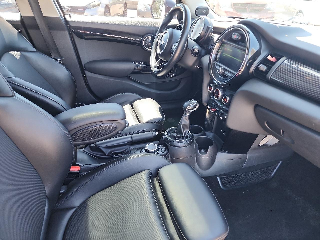 MINI Cooper Hardtop 4 Door 4dr HB S 2016