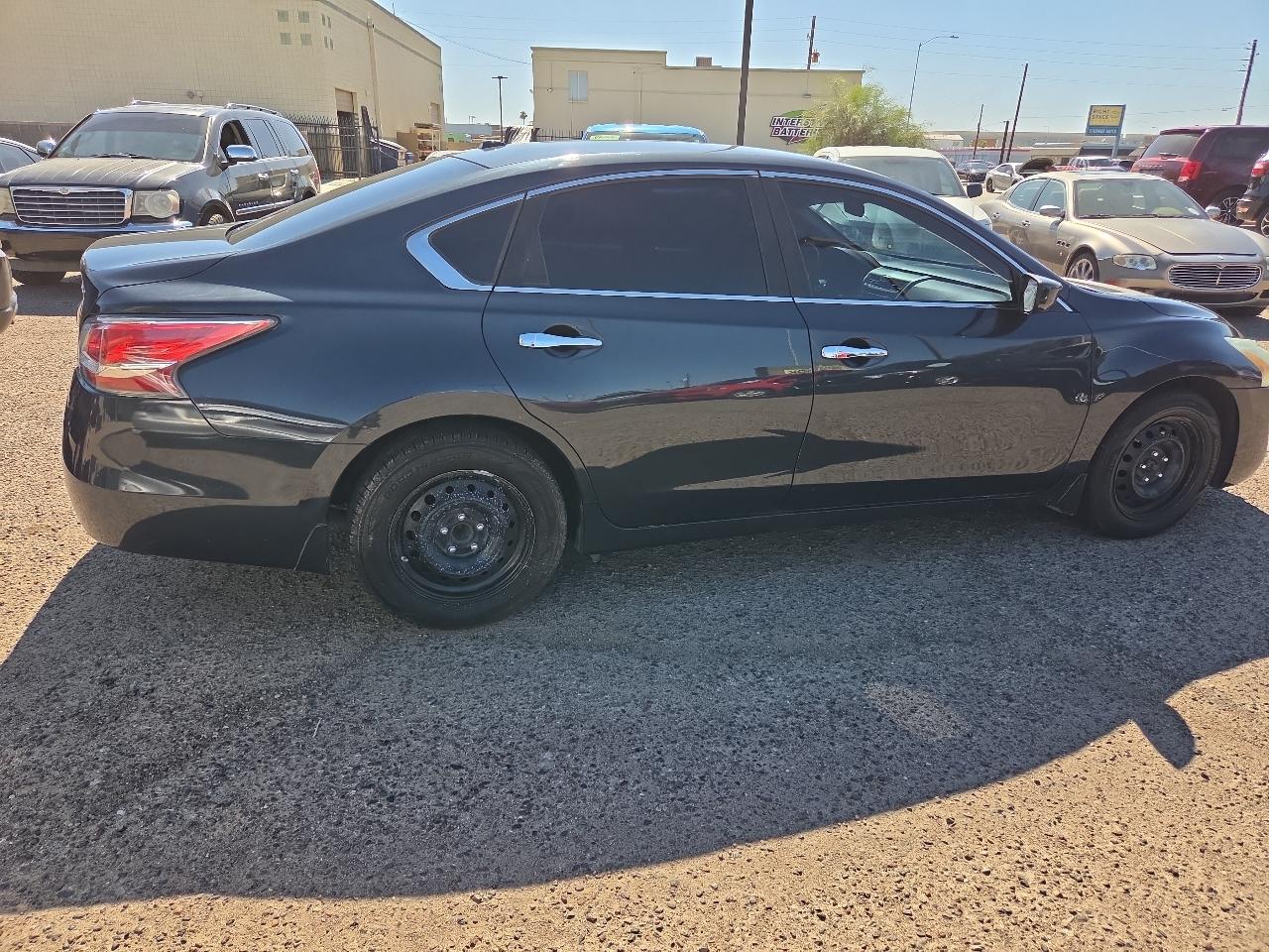 Nissan Altima 4dr Sdn I4 2.5 S 2015