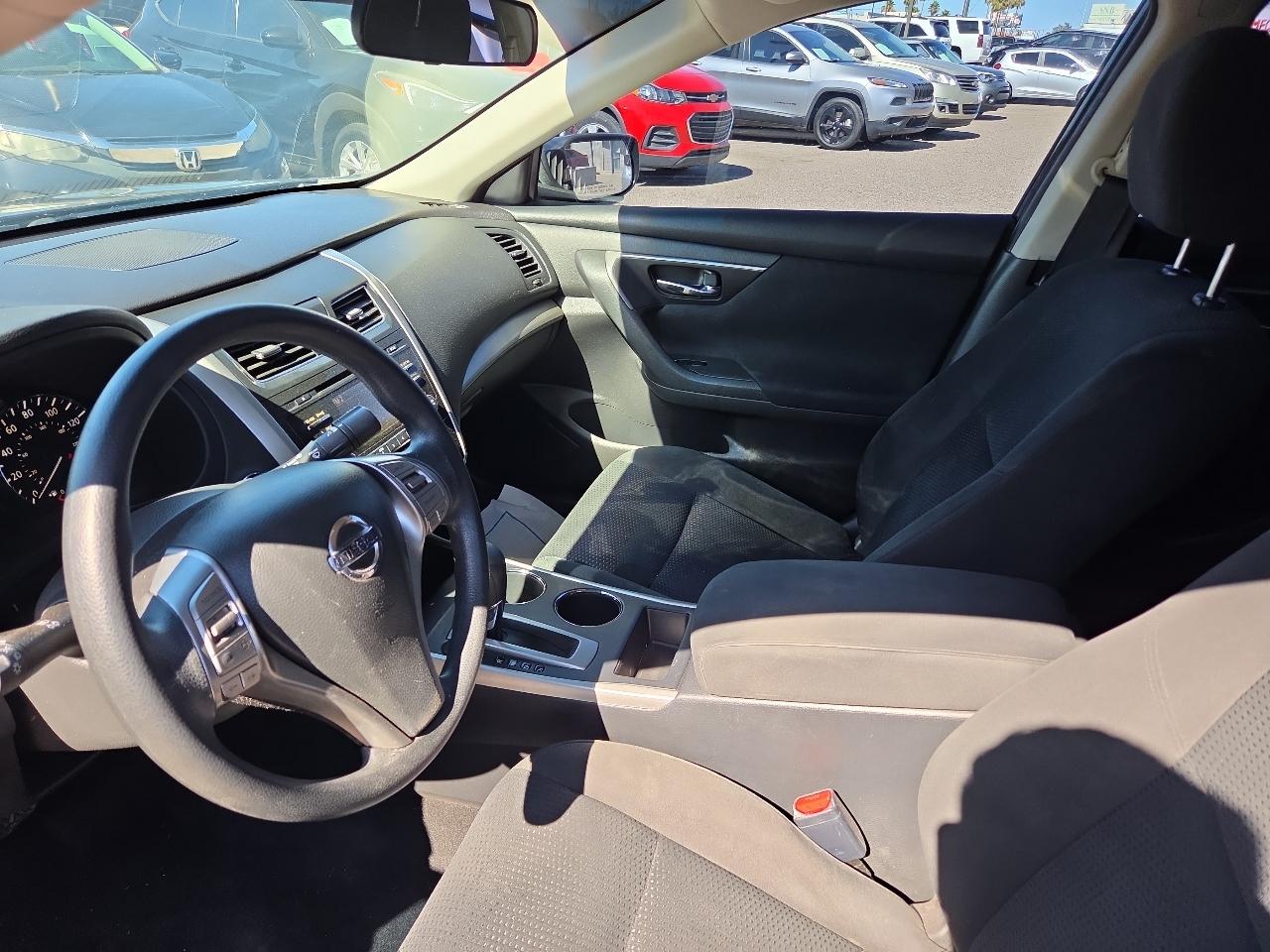 Nissan Altima 4dr Sdn I4 2.5 S 2015