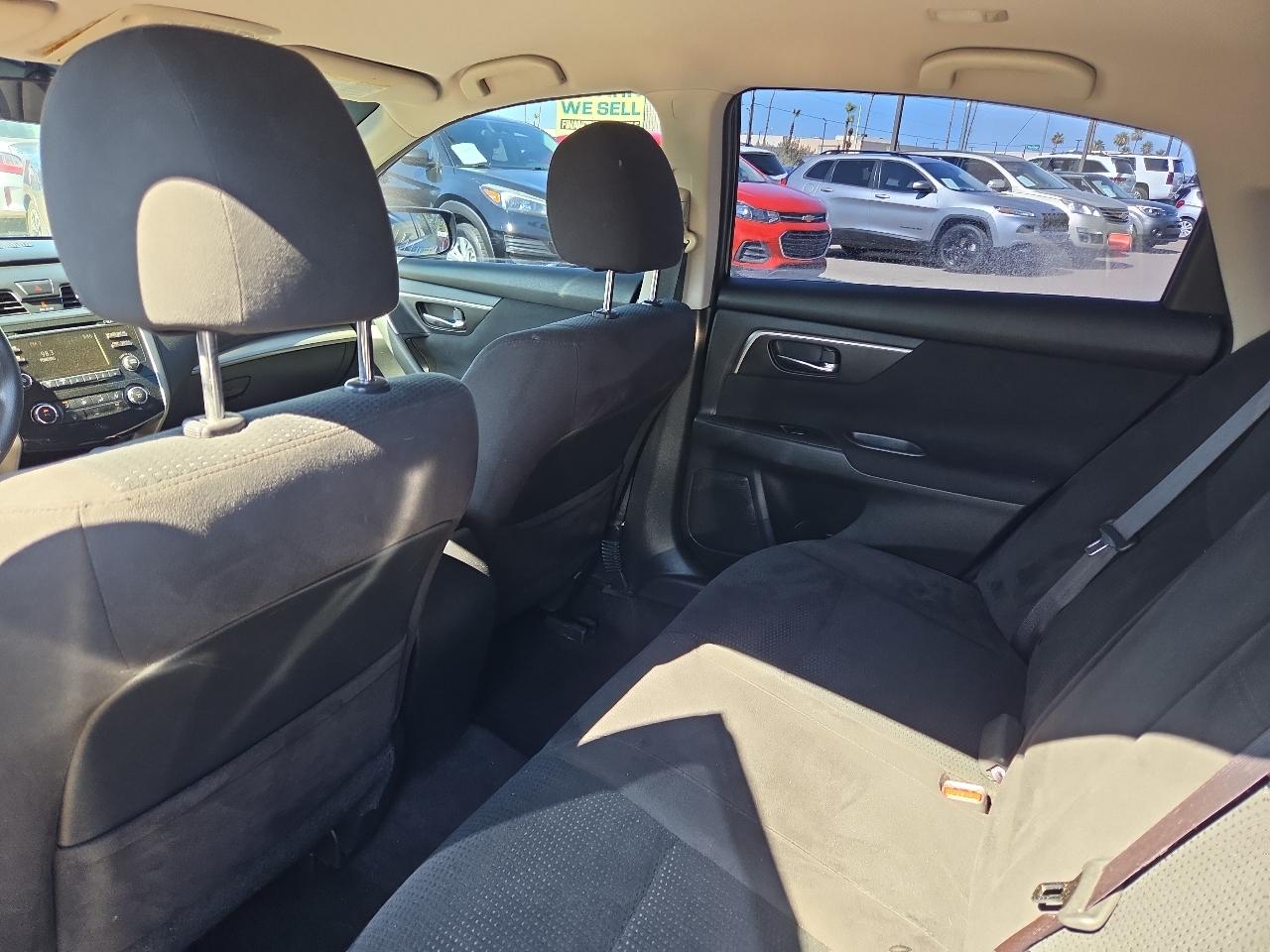 Nissan Altima 4dr Sdn I4 2.5 S 2015