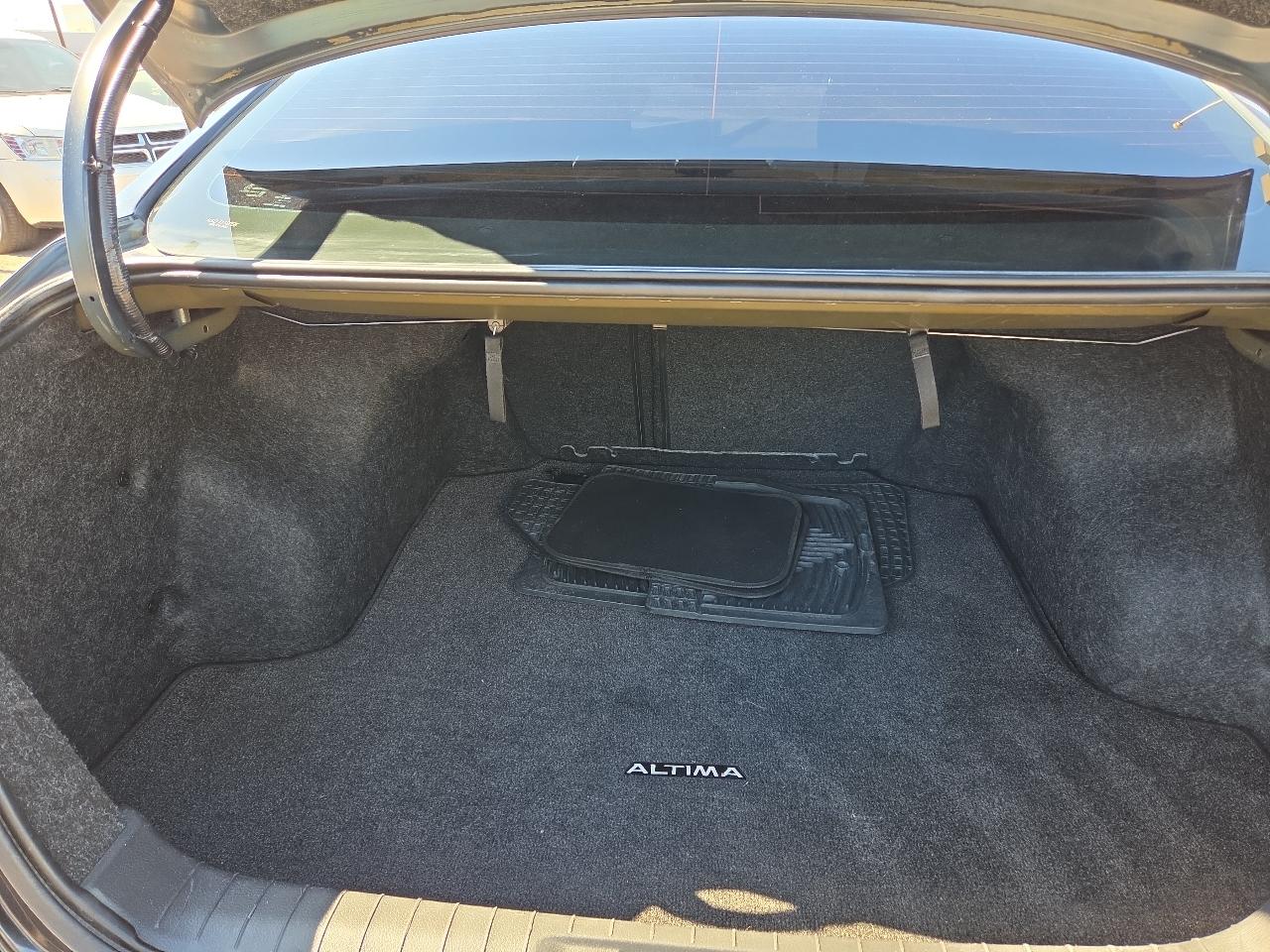 Nissan Altima 4dr Sdn I4 2.5 S 2015