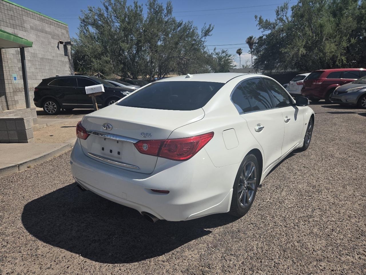 Infiniti Q50 3.0t Signature Edition RWD 2017