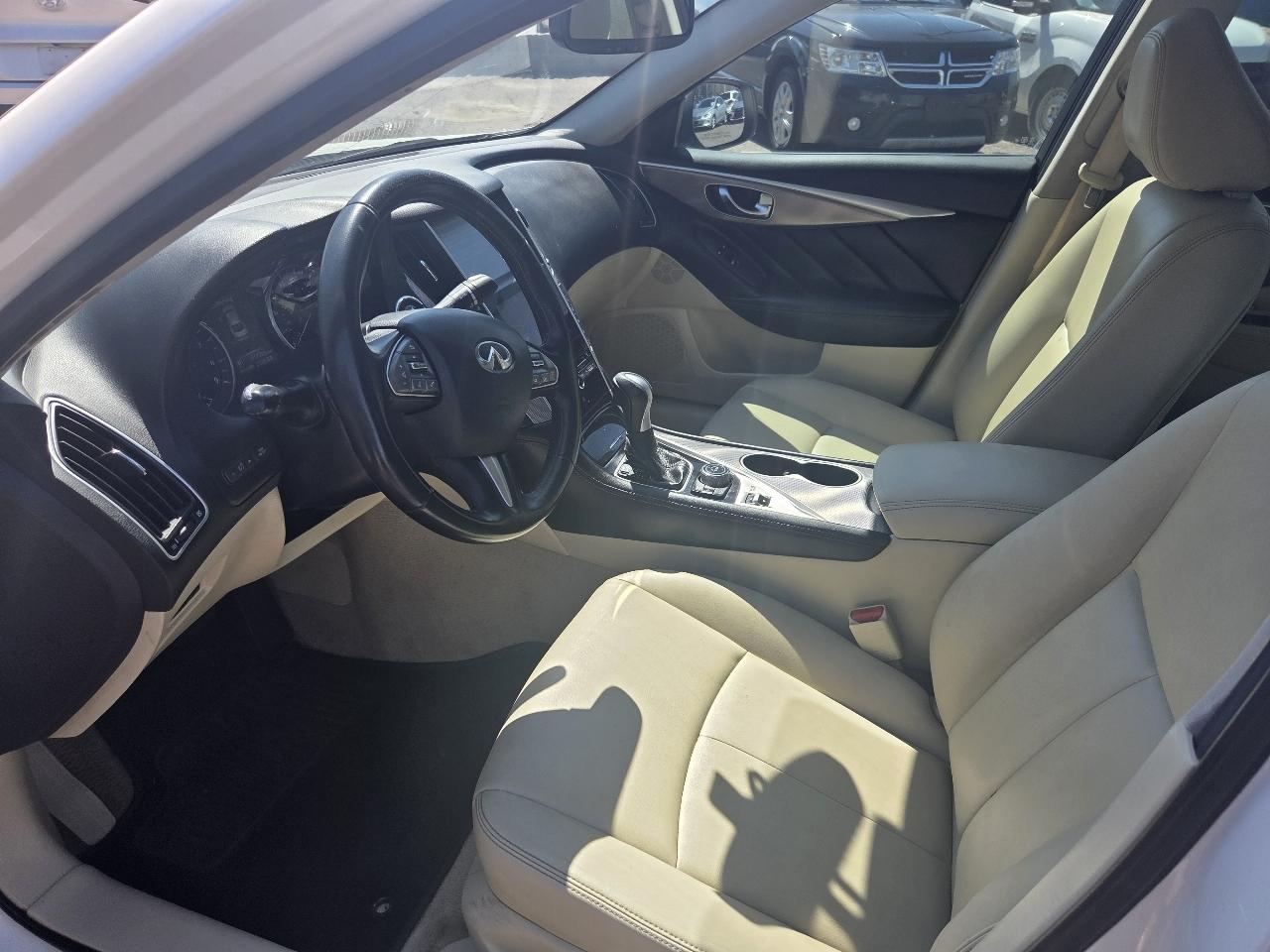 Infiniti Q50 3.0t Signature Edition RWD 2017