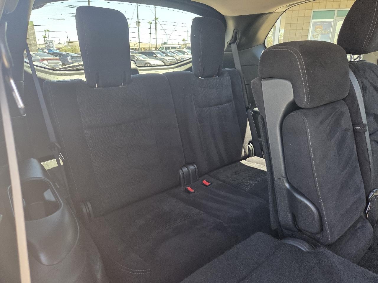 Nissan Pathfinder 2WD 4dr SV 2013