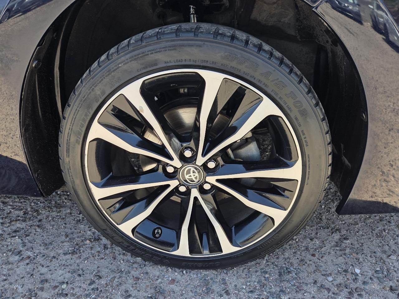 Toyota Corolla XLE CVT (Natl) 2018