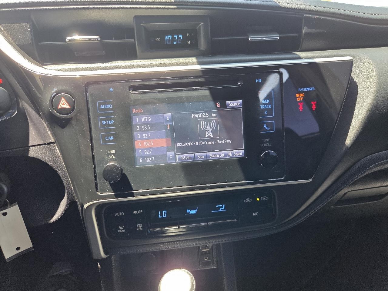 Toyota Corolla XLE CVT (Natl) 2018