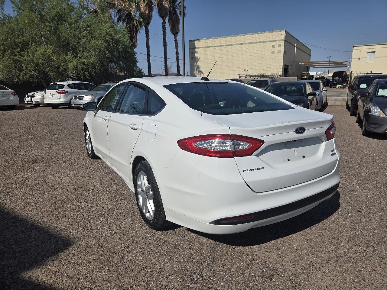 Ford Fusion 4dr Sdn SE FWD 2015