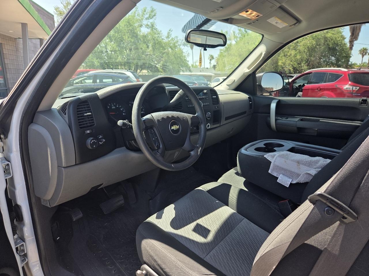 Chevrolet Silverado 1500 2WD Ext Cab 143.5" LS 2009