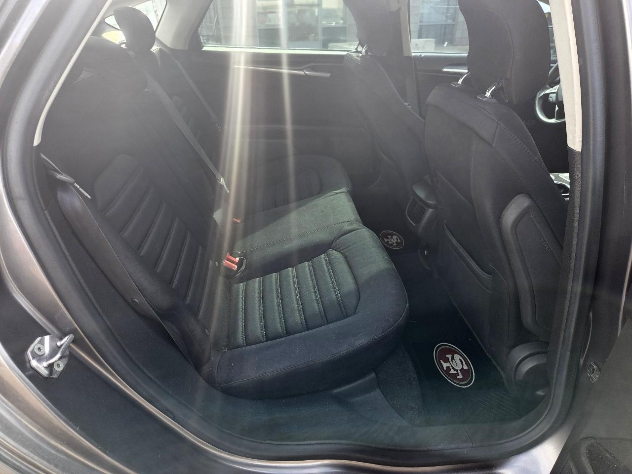 Ford Fusion 4dr Sdn SE Hybrid FWD 2013