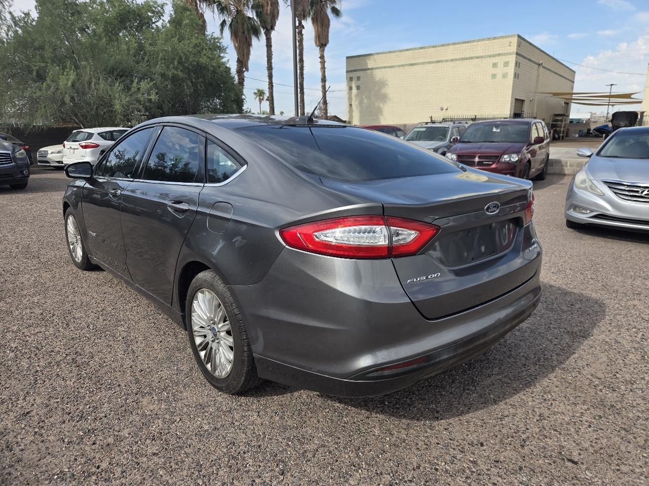 Ford Fusion 4dr Sdn SE Hybrid FWD 2013