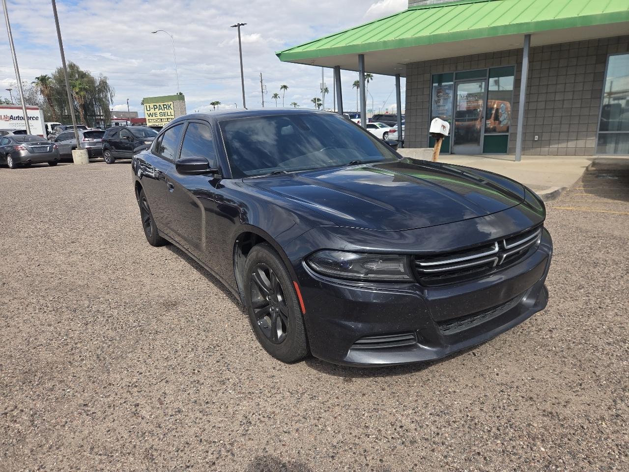Dodge Charger 4dr Sdn SE RWD 2016