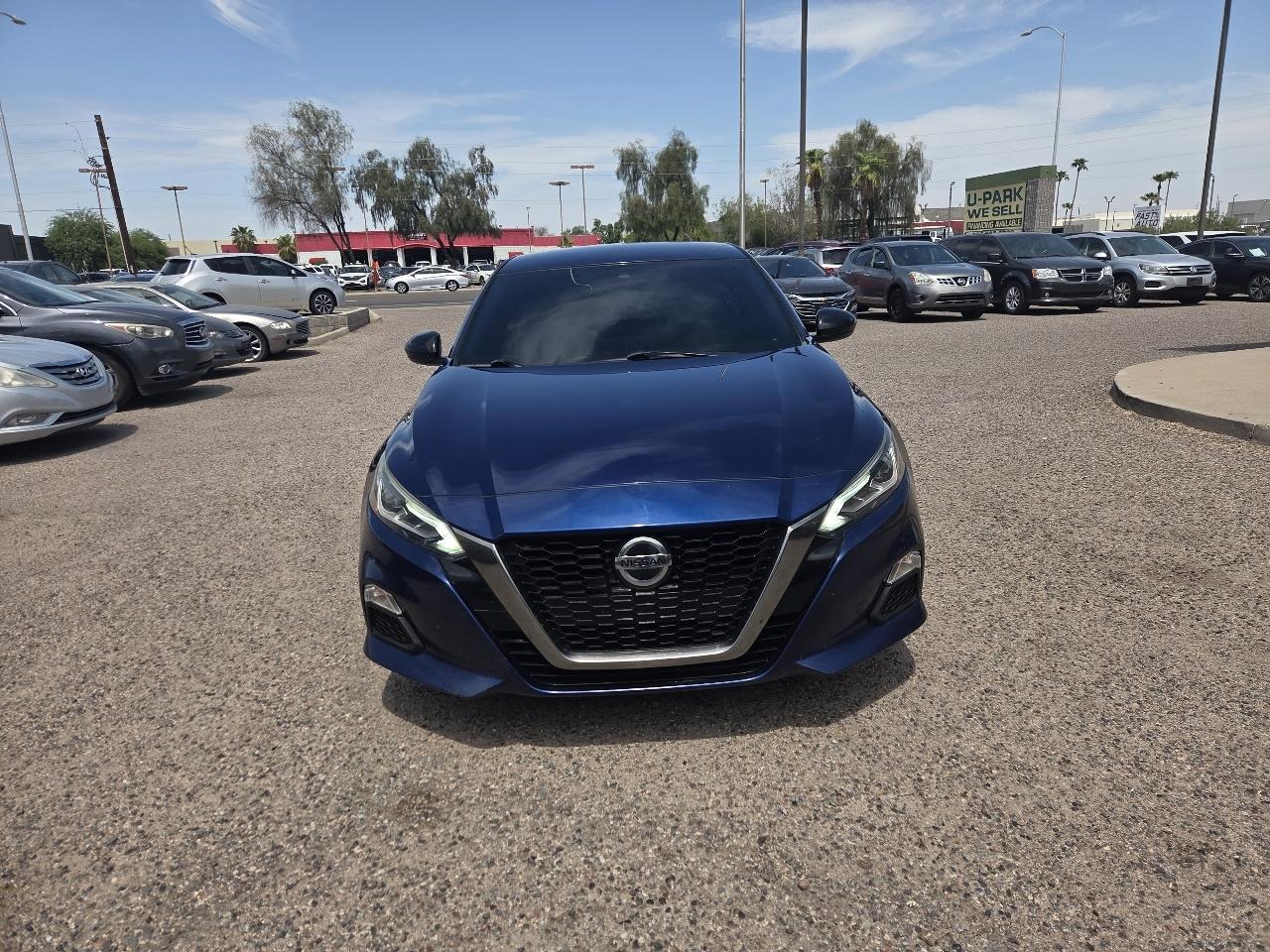 Nissan Altima 2.5 SR Sedan 2020