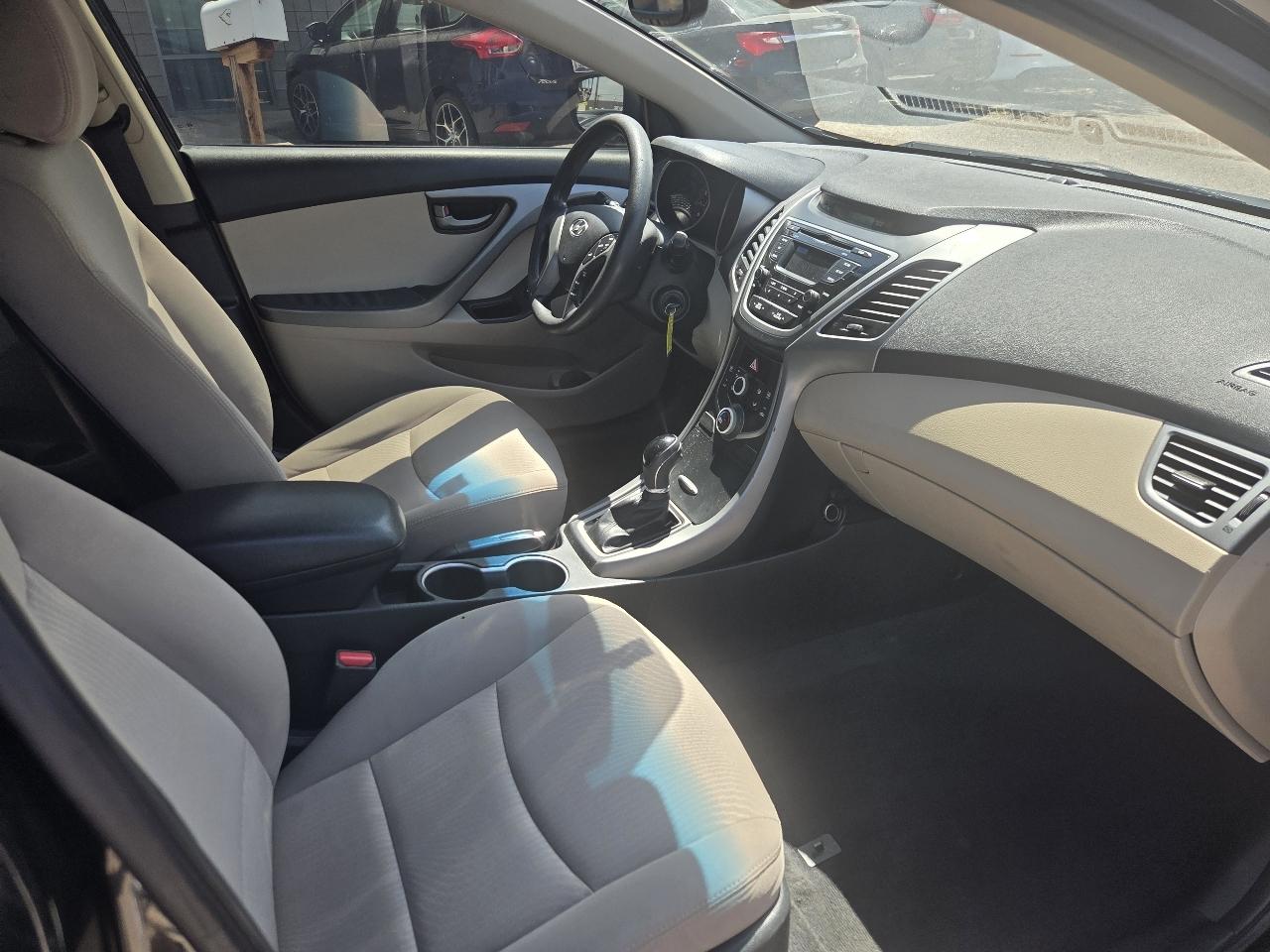 Hyundai Elantra 4dr Sdn Auto SE (Ulsan Plant) 2015