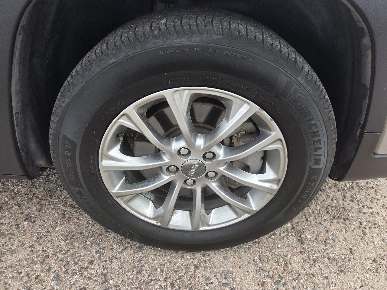 Jeep Cherokee Latitude Plus 4x4 2019