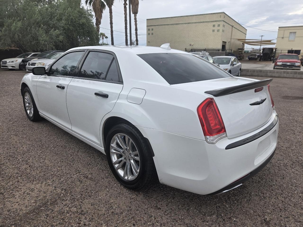 Chrysler 300 300C RWD 2017