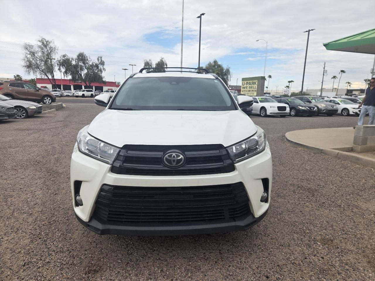 Toyota Highlander XLE V6 FWD (Natl) 2017