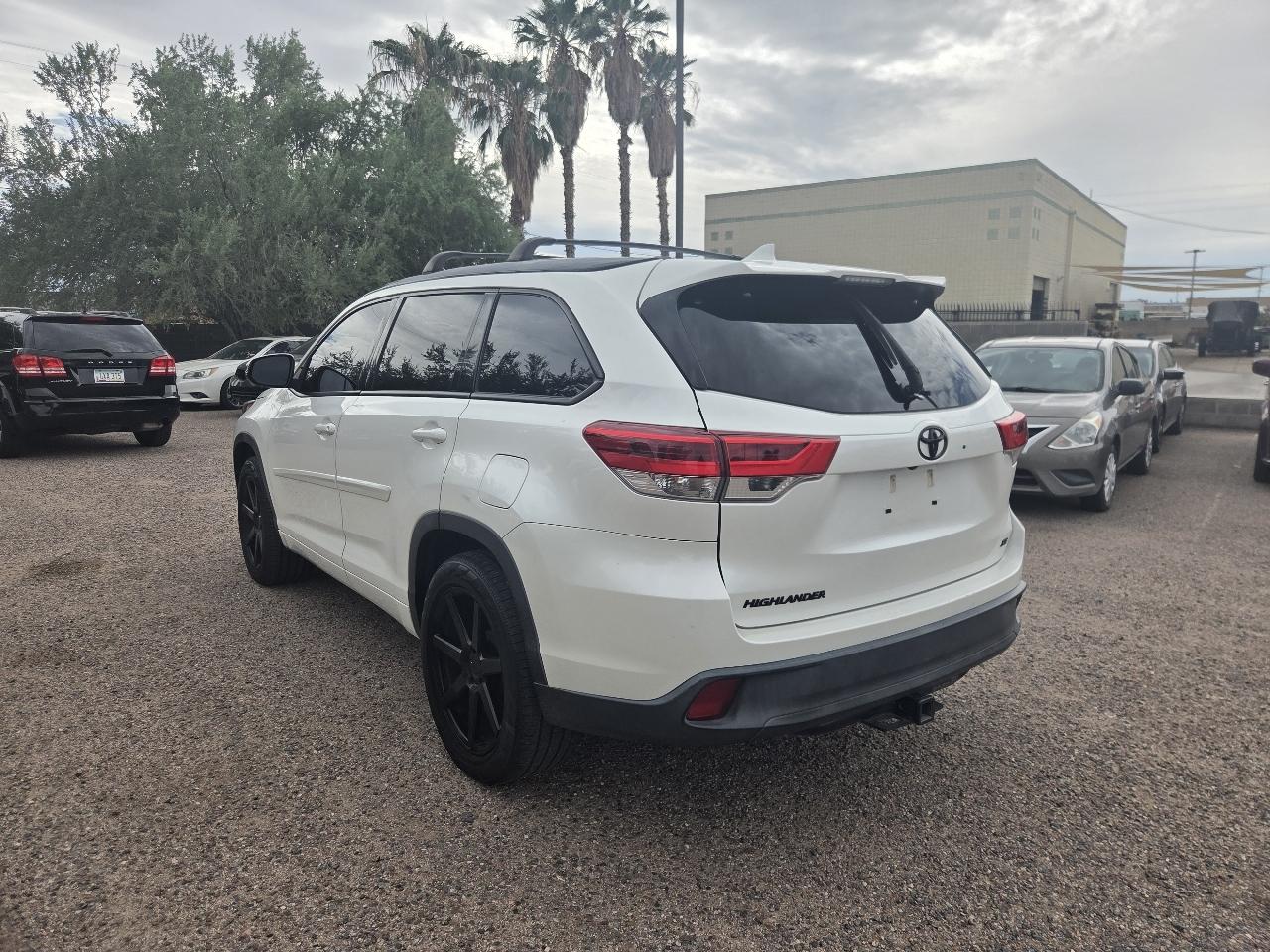 Toyota Highlander XLE V6 FWD (Natl) 2017