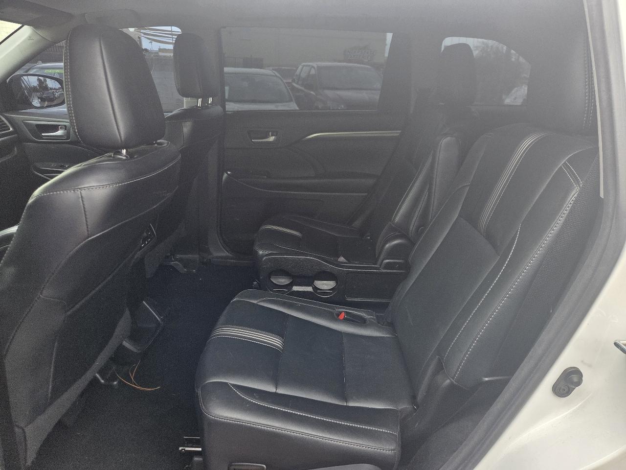 Toyota Highlander XLE V6 FWD (Natl) 2017