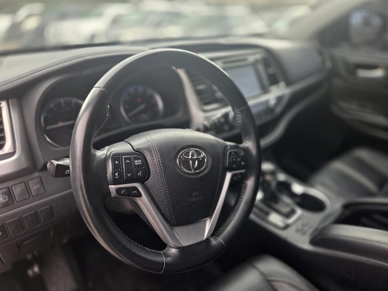 Toyota Highlander XLE V6 FWD (Natl) 2017