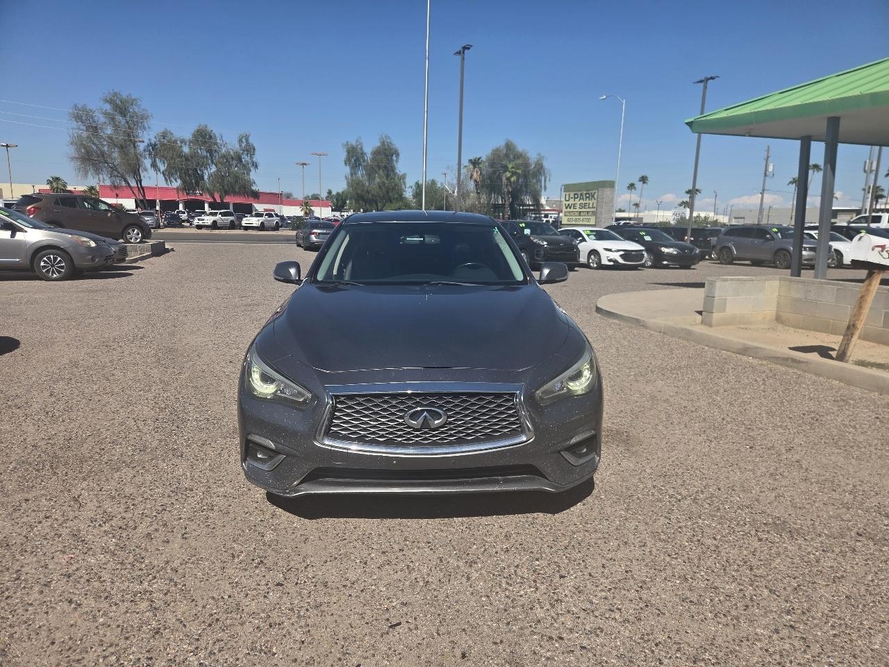 Infiniti Q50 3.0t LUXE AWD 2018