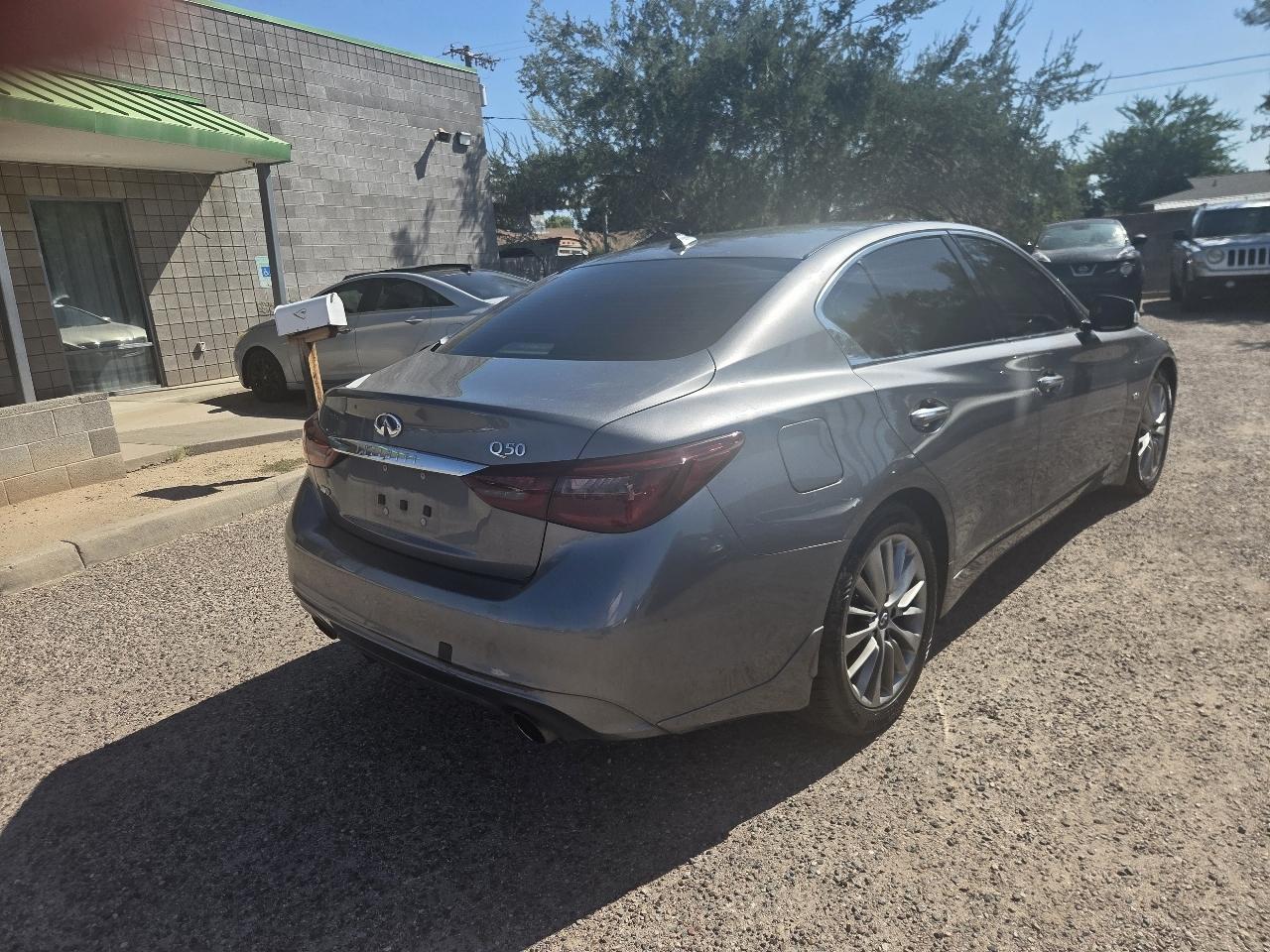Infiniti Q50 3.0t LUXE AWD 2018