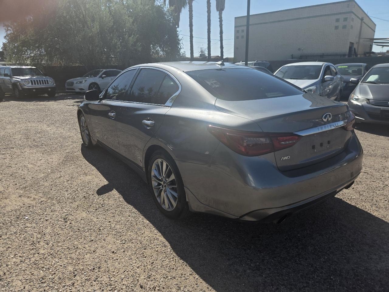 Infiniti Q50 3.0t LUXE AWD 2018