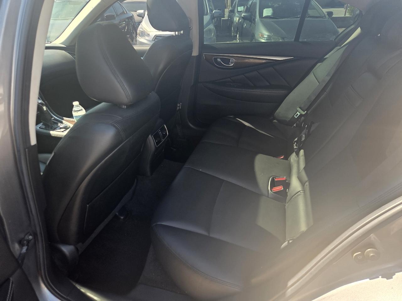 Infiniti Q50 3.0t LUXE AWD 2018