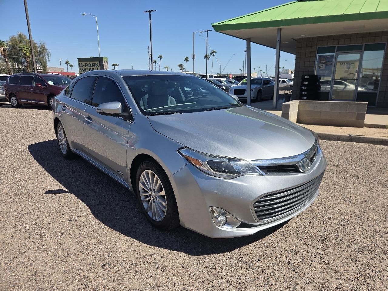 Toyota Avalon Hybrid 4dr Sdn XLE Premium (Natl) 2015