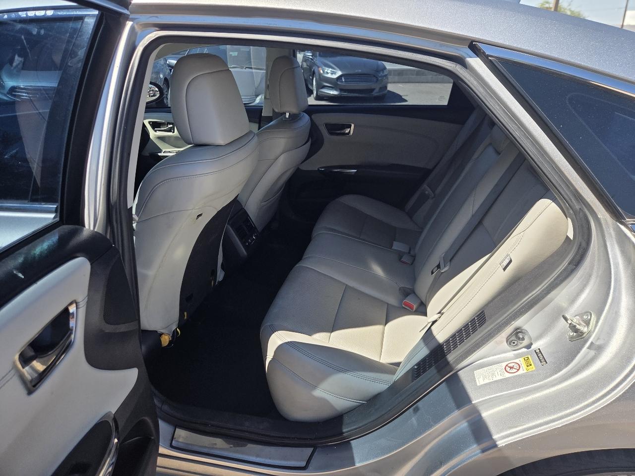Toyota Avalon Hybrid 4dr Sdn XLE Premium (Natl) 2015