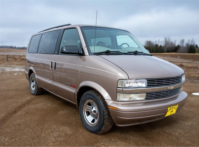 Chevrolet Astro  1999