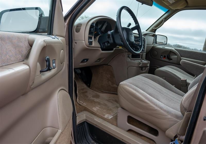 Chevrolet Astro  1999