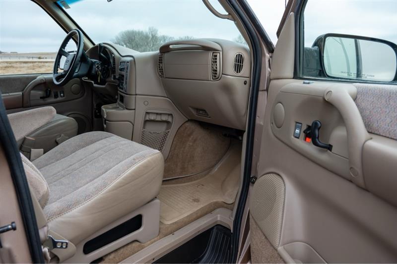 Chevrolet Astro  1999