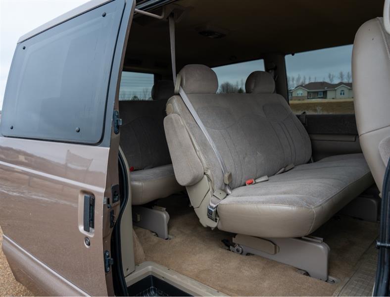 Chevrolet Astro  1999