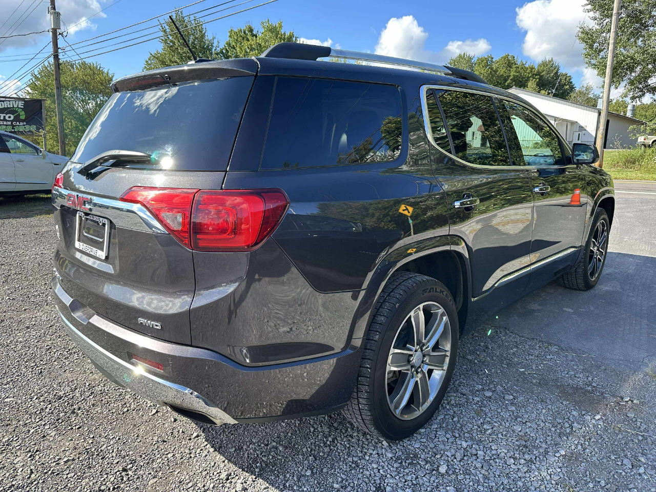 GMC Acadia Denali AWD 2017