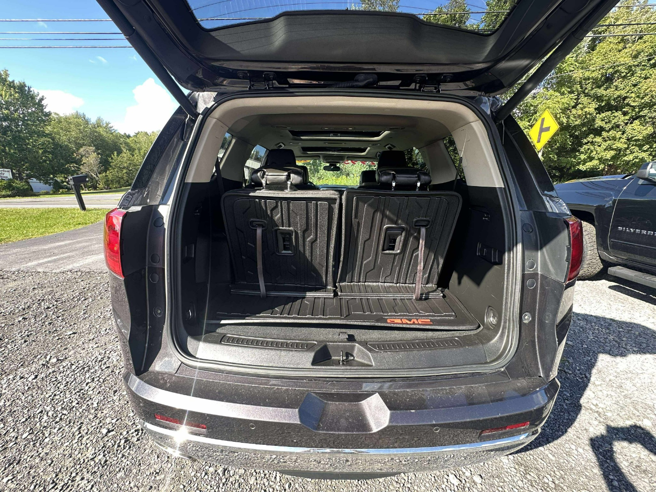 GMC Acadia Denali AWD 2017