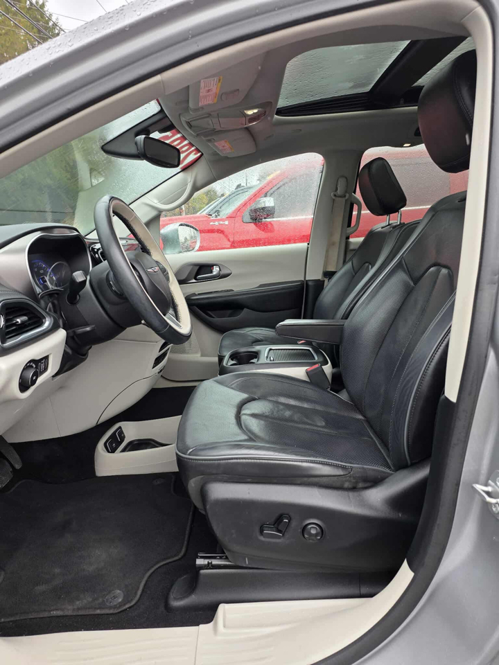 Chrysler Pacifica Limited 2018