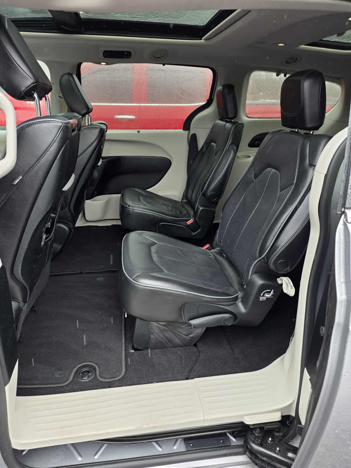 Chrysler Pacifica Limited 2018