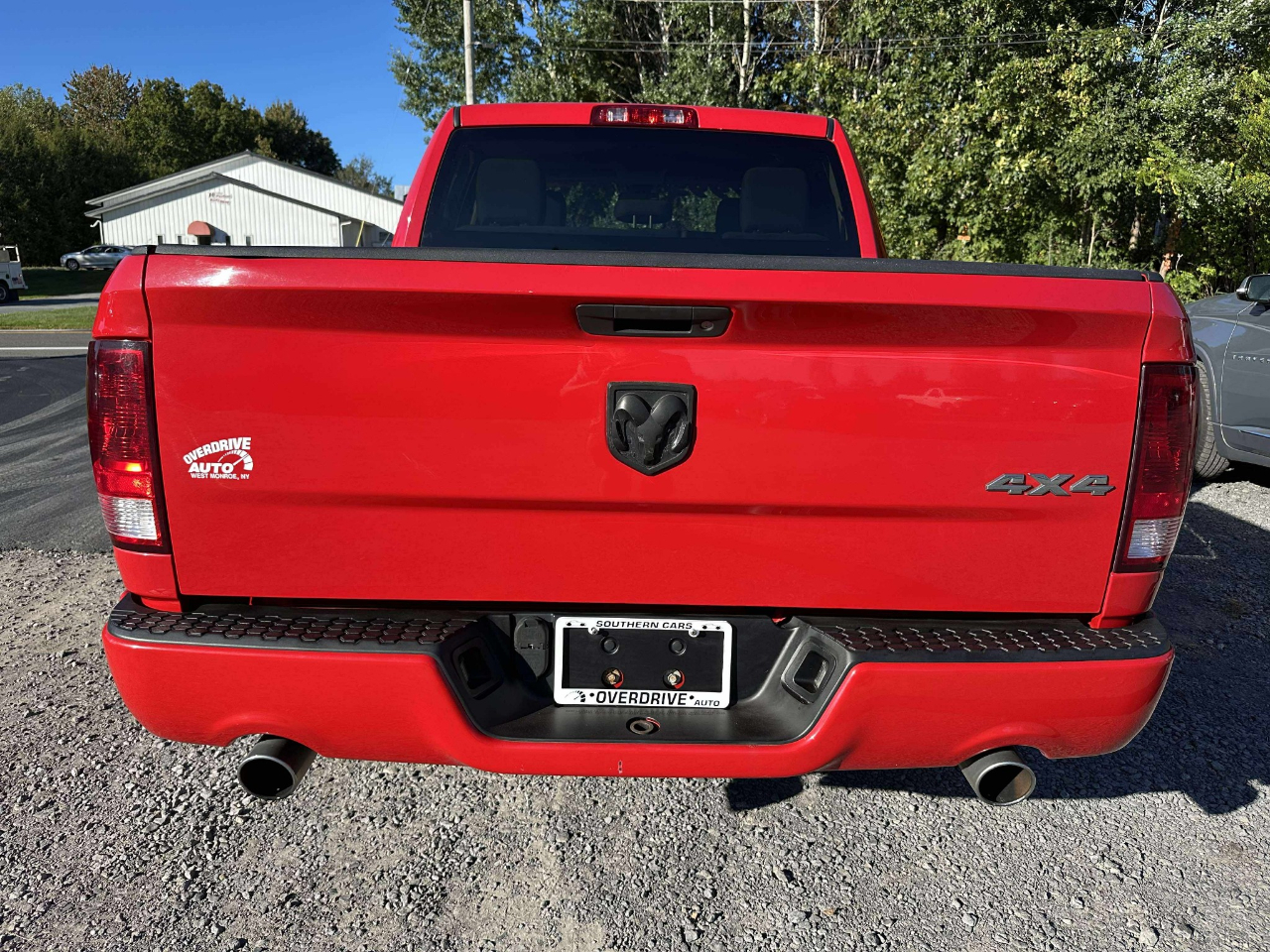 RAM 1500 Tradesman Crew Cab SWB 4WD 2016