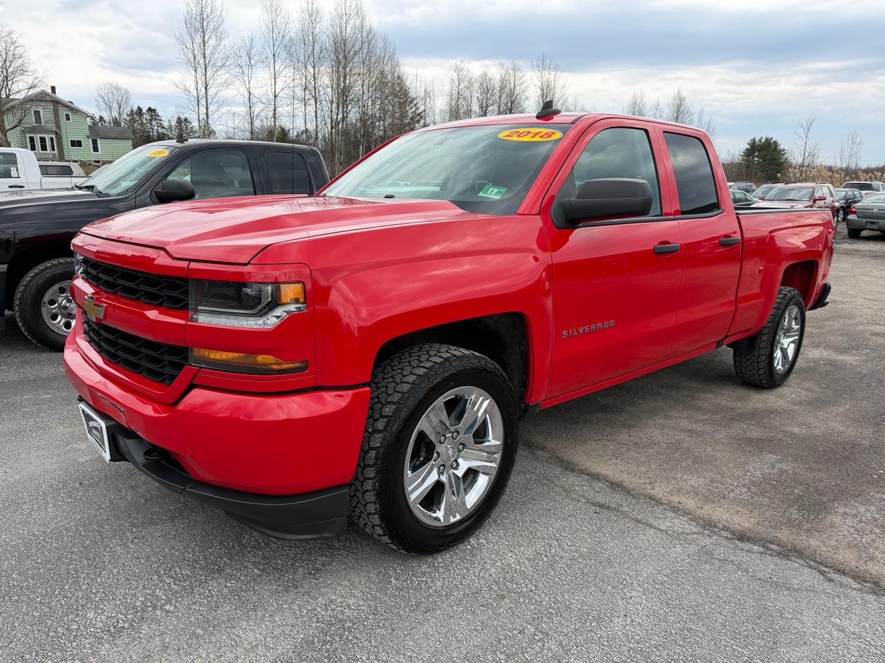 2018 Chevrolet Silverado 1500 4WD Double Cab 143.5" Custom