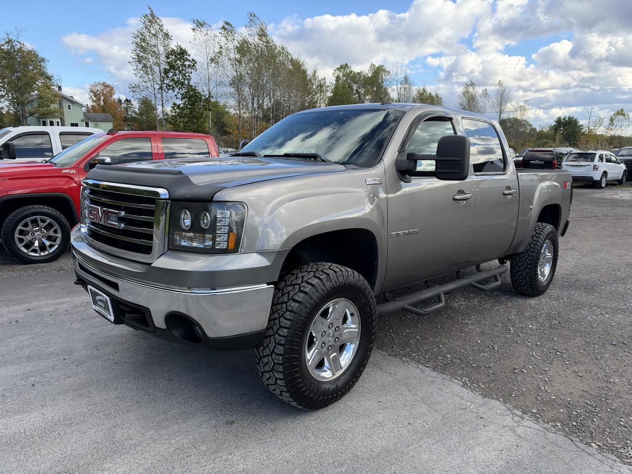 2012 GMC Sierra 1500 4WD Crew Cab 143.5" SLE