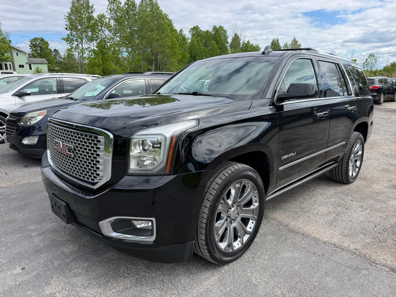 2015 GMC Yukon 4WD Denali's photo