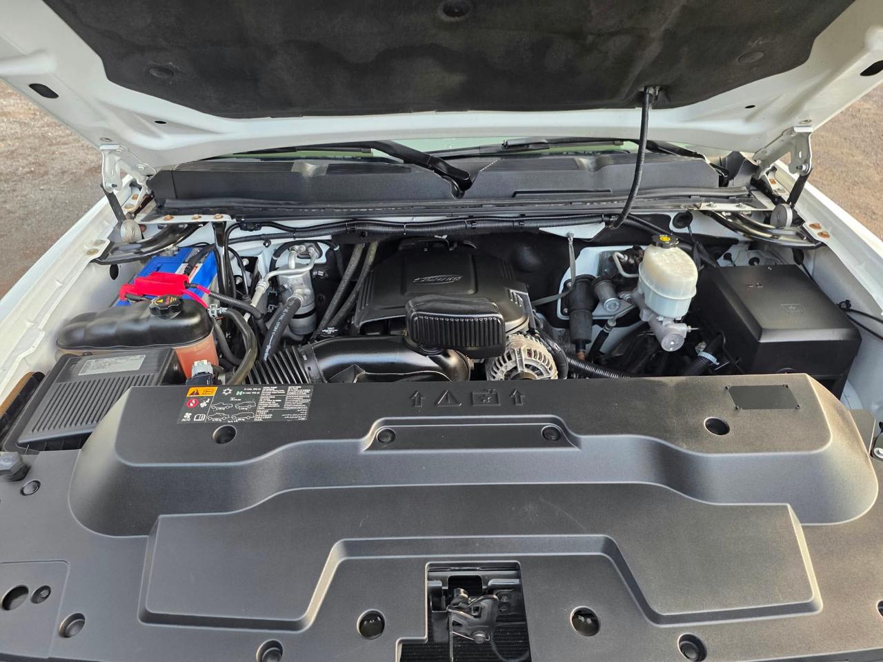 2013 Chevrolet Silverado 2500HD LT - Photo 10