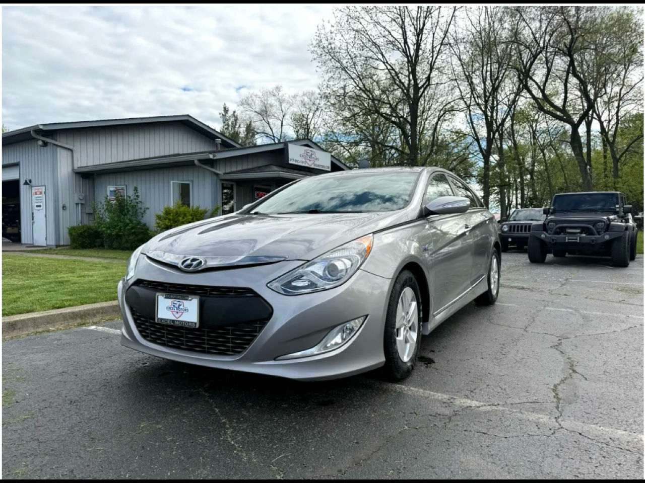2012 Hyundai Sonata Hybrid Sedan