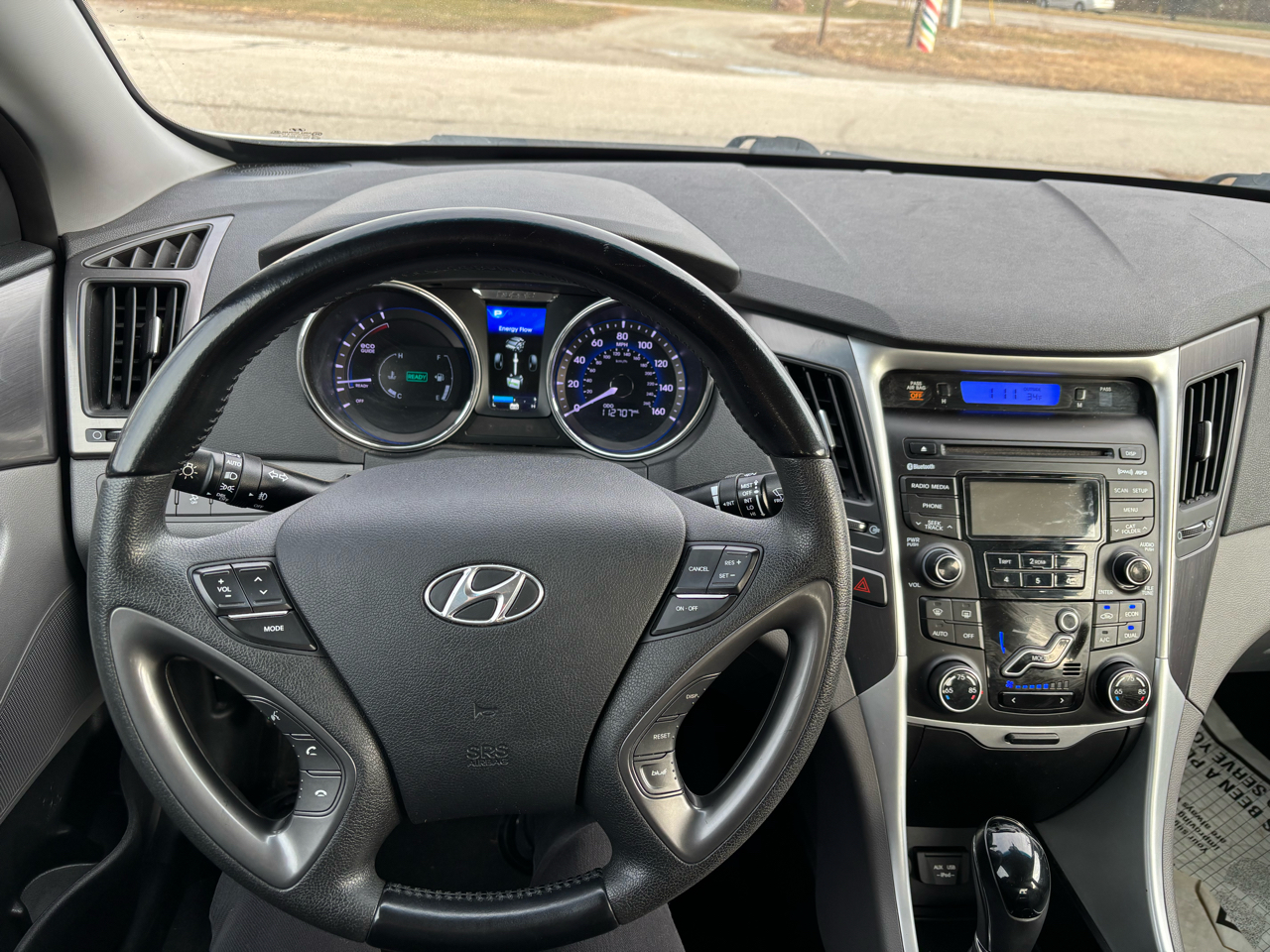 Hyundai Sonata Hybrid Sedan 2012