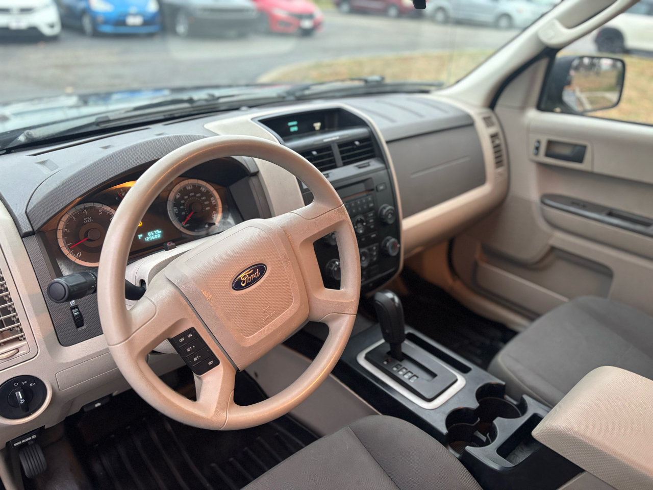 Ford ESCAPE XLS  2009